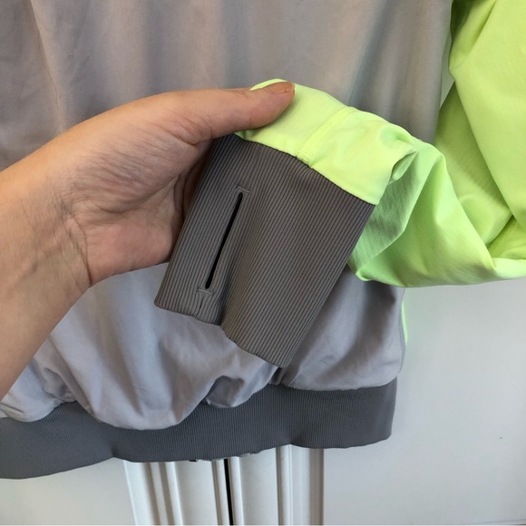 Ivivva by Lululemon reversible jacket - Picture 13 of 13